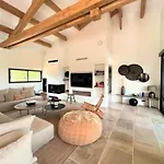 Casa Nessa Villa