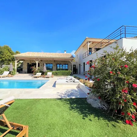 Villa Casa Nessa