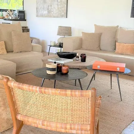 Vila Casa Nessa *