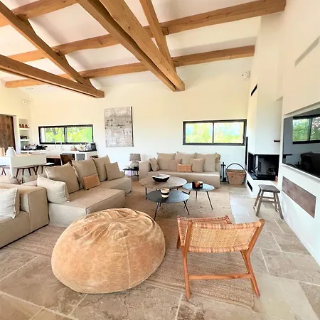 Casa Nessa *
