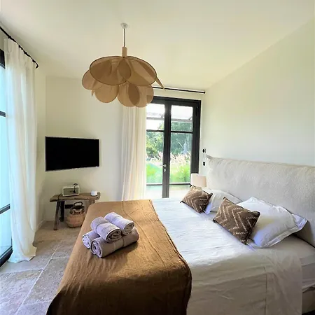 Casa Nessa فيلة *